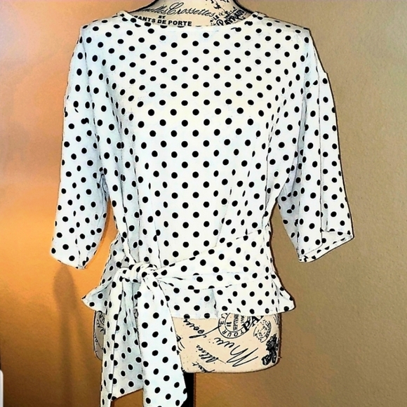 LOVECRAZY Tops - LOVECRAZY Retro polka dot sash-wrap top